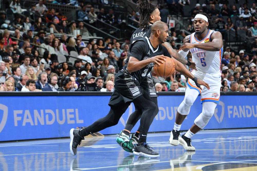 庭角色中的 庭角色中的