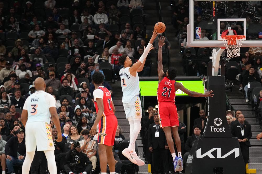 0分4篮板 0分4篮板