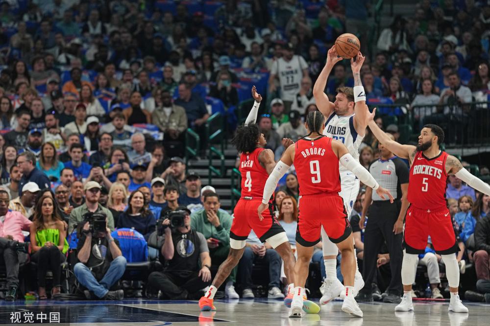 布朗队通过 布朗队通过